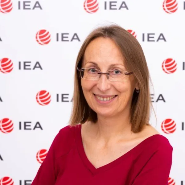 Dr. Paulína Koršňáková